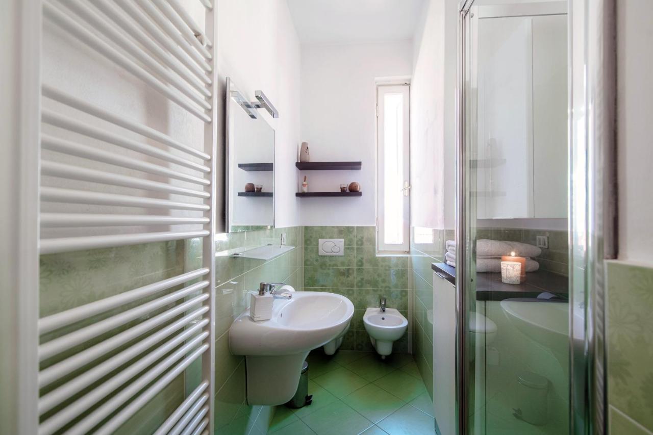 Anna'S Home Super Cozy Flat, With A/C, High Speed Wifi, Near The Lake And Public Transport Como Exterior foto
